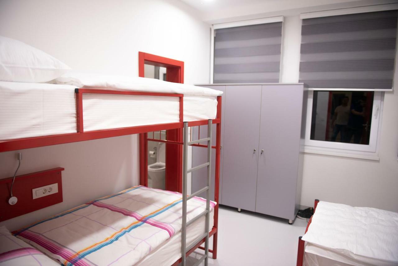 ليفنو Hostel Boje المظهر الخارجي الصورة